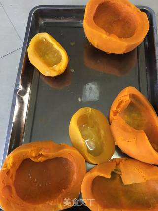 南瓜饼的做法步骤：1