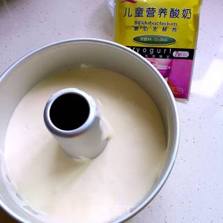 无油酸奶烟囱蛋糕的做法步骤：11