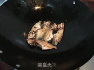 煎煮剥皮鱼的做法步骤：4