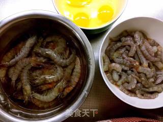 软炸虾仁的做法步骤：1