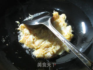 虾皮鸡蛋炒菠菜的做法步骤：4