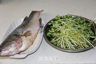 水煮鱼片的做法步骤：1