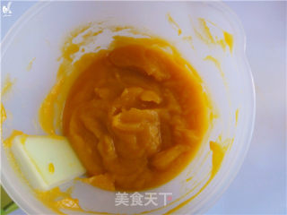 南瓜戚风的做法步骤：1