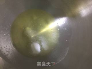戚风蛋糕卷的做法步骤：5