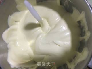 戚风蛋糕卷的做法步骤：12