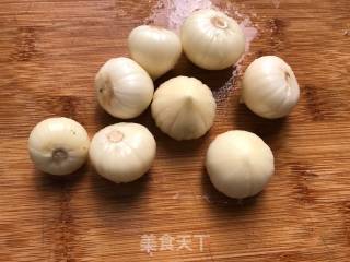 蒜子眉豆花生鸡脚老火汤的做法步骤：3