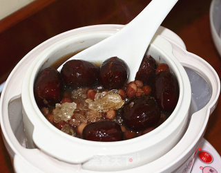 薏米红豆粥的做法步骤：15