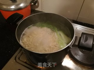 香菇牛肉炸酱面的做法步骤：9