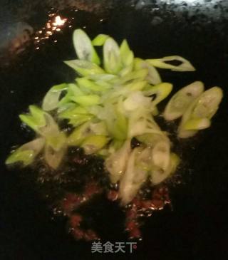 青萝卜丝炝锅面的做法步骤：4