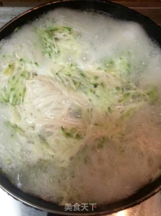 青萝卜丝炝锅面的做法步骤：9