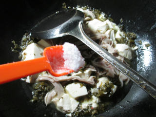 雪菜猪肚煮豆腐的做法步骤：6