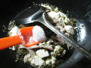 雪菜猪肚煮豆腐的做法步骤：7