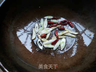 黄花鱼焖豆腐的做法步骤：8