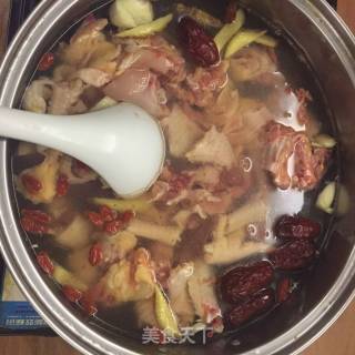 冬日里温暖的锅-鸡煲的做法步骤：3