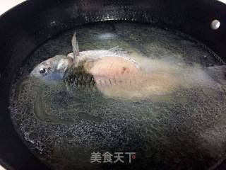 鲫鱼豆腐汤的做法步骤：5