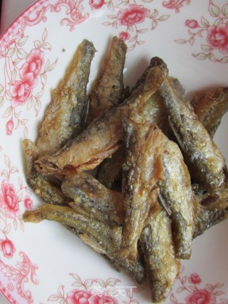 记忆中的美味小鱼汤的做法步骤：1