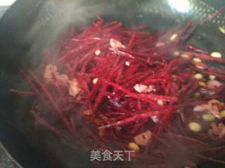肉片炒甜菜头的做法步骤：9