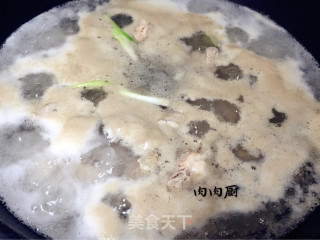 胡萝卜羊肉煲#肉肉厨的做法步骤：5