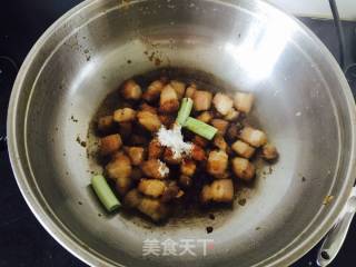 五花肉炖土豆的做法步骤：5
