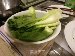 西红柿鸡蛋面的做法步骤：3
