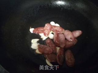 荷兰豆炒腊肠的做法步骤：4