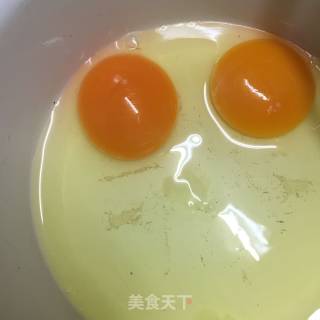 焦糖沙琪玛的做法步骤：1