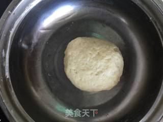 蛋黄酥的做法步骤：3