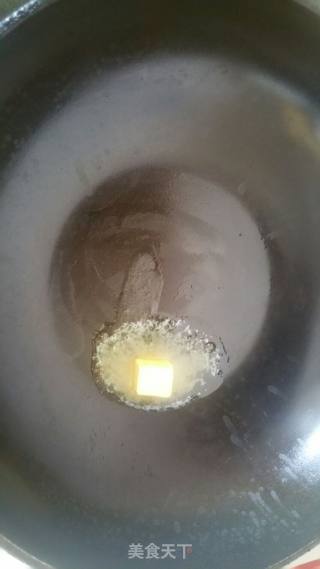 黑椒鸡肉披萨and培根披萨（附披萨酱料的做法）的做法步骤：2