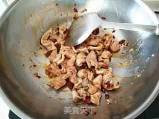 【尖椒肥肠】的做法步骤：6
