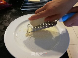 自制面包糠的做法步骤：4