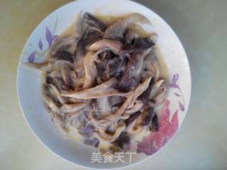 干炸平菇的做法步骤：5