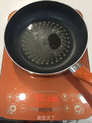 糖霜花生的做法步骤：2