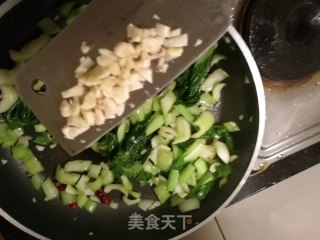 蒜香小油菜（蒜泥清炒上海青）的做法步骤：9