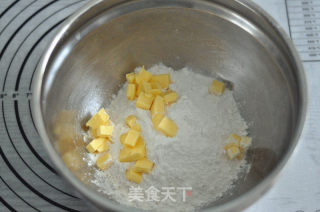 香草蔓越莓司康的做法步骤：2