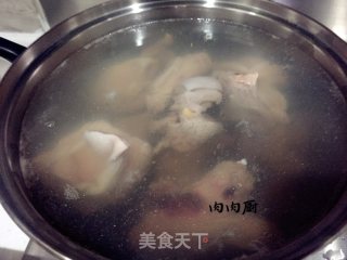 马蹄胡萝卜炖羊排#肉肉厨的做法步骤：5