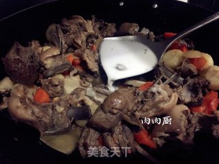 马蹄胡萝卜炖羊排#肉肉厨的做法步骤：12