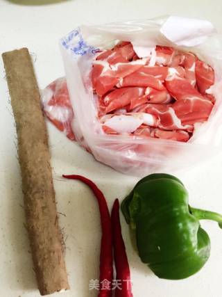 山药炒羊肉的做法步骤：1