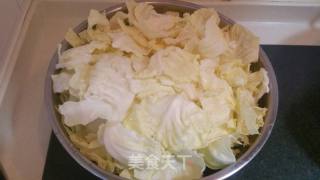 培根炝炒手撕圆白菜的做法步骤：1