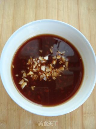 蒜蓉茄汁开背虾的做法步骤：2