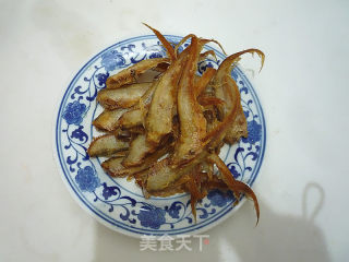 干炸小刀鱼的做法步骤：7