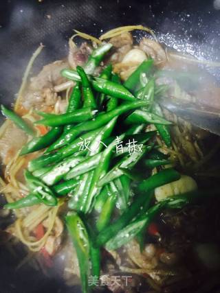 姜丝啤酒鸭的做法步骤：11