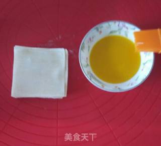 馄饨皮春卷的做法步骤：1