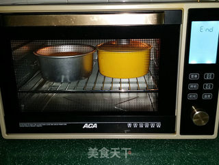 菠菜汁戚风蛋糕的做法步骤：15