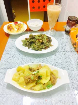 冬季北方的御寒菜；笨鸡土豆炖的做法步骤：5