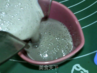 黑芝麻香蕉菱角奶糊的做法步骤：9