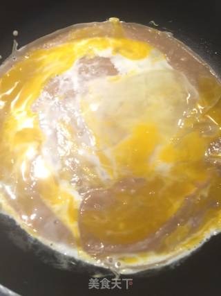 煎饼果子的做法步骤：5