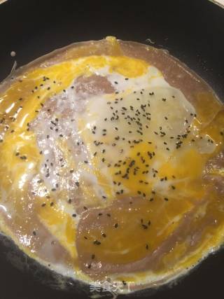 煎饼果子的做法步骤：6
