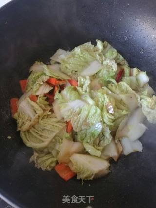 白菜炒木耳的做法步骤：5