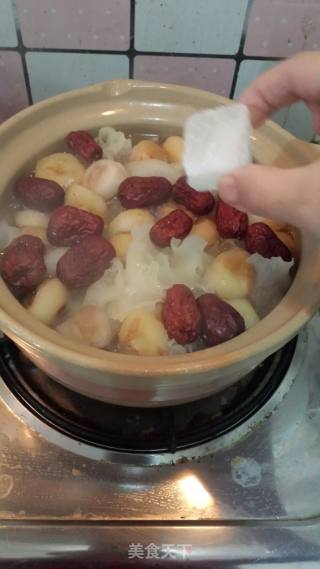 红枣银耳马蹄羹的做法步骤：4