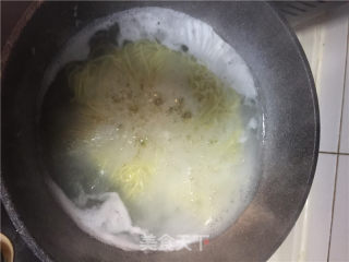 韩式拌面的做法步骤：2